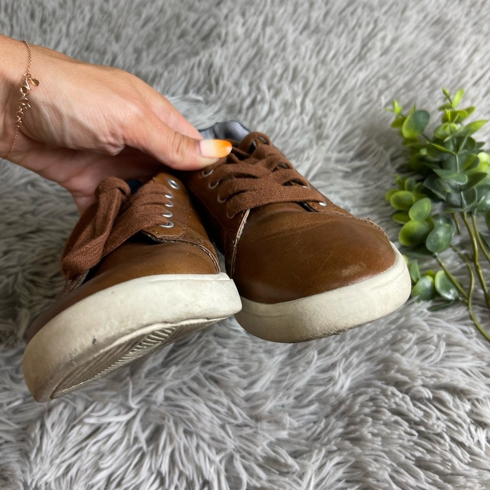 Harper canyon brown faux leather boys lace up shoes size 2 - Picture 2 of 9
